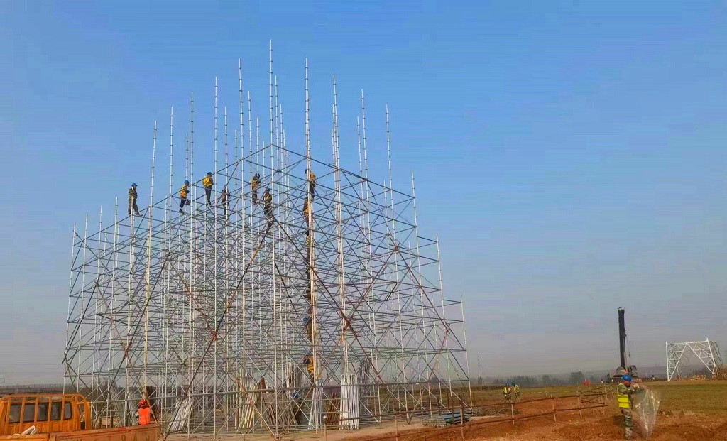 華電濰坊高密膠河60MW農(nóng)光互補(bǔ)發(fā)電項目110kV 送出工程跨越膠新鐵路K22+615 處電力線架設(shè)項目